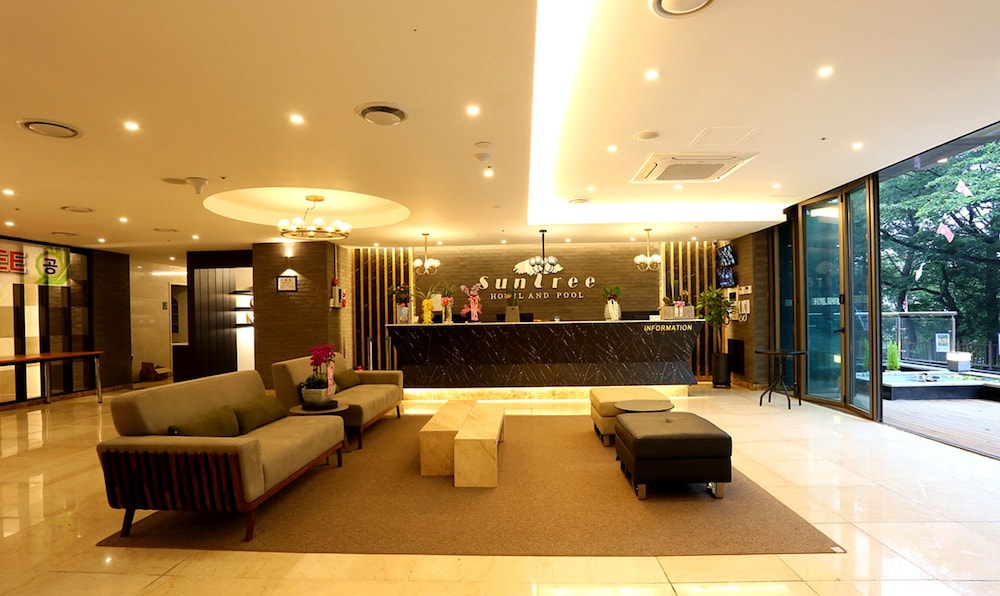Suntree Hotel 5/50