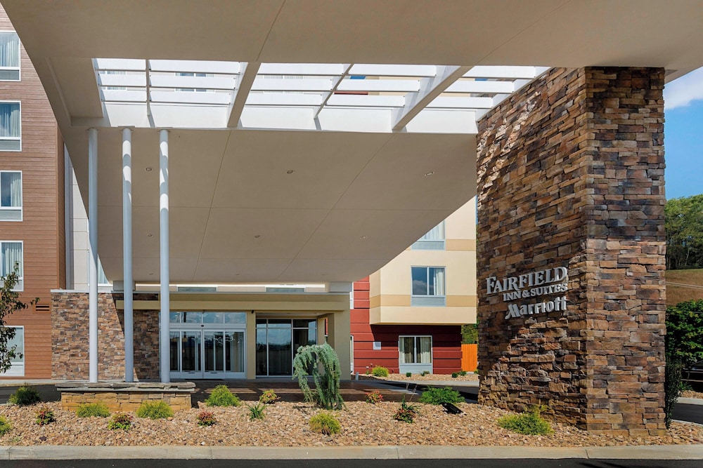 Fairfield Inn And Suites Abingdon 1/29