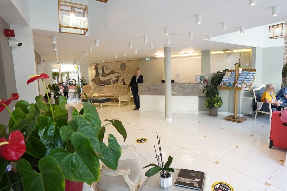 Acropolian Spirit Boutique Hotel 11/64