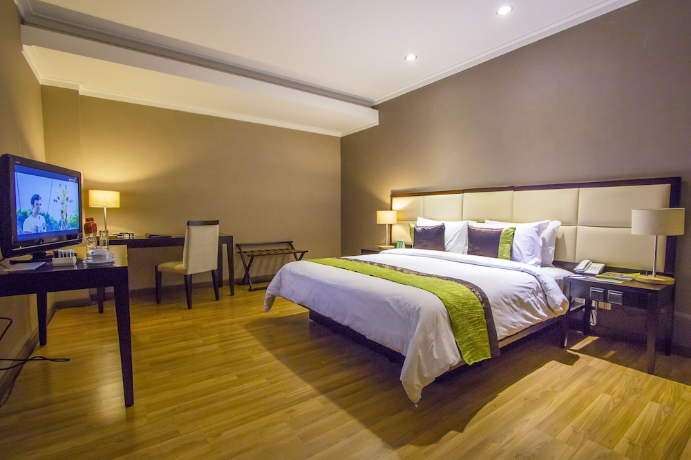 FOX Hotel Gorontalo 21/45