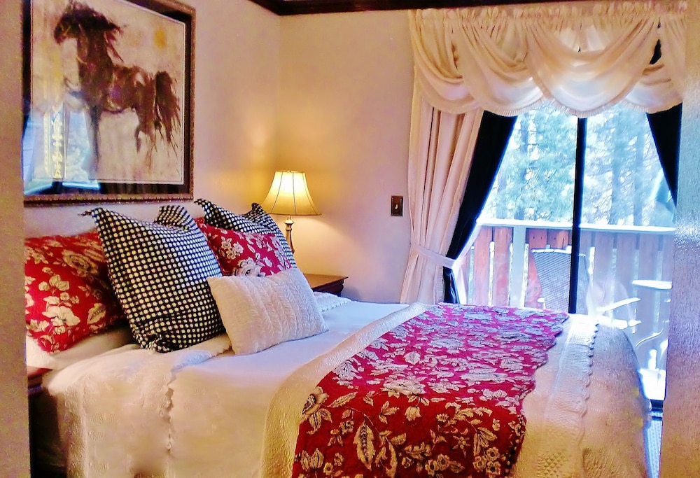 North Shore Inn 30/70