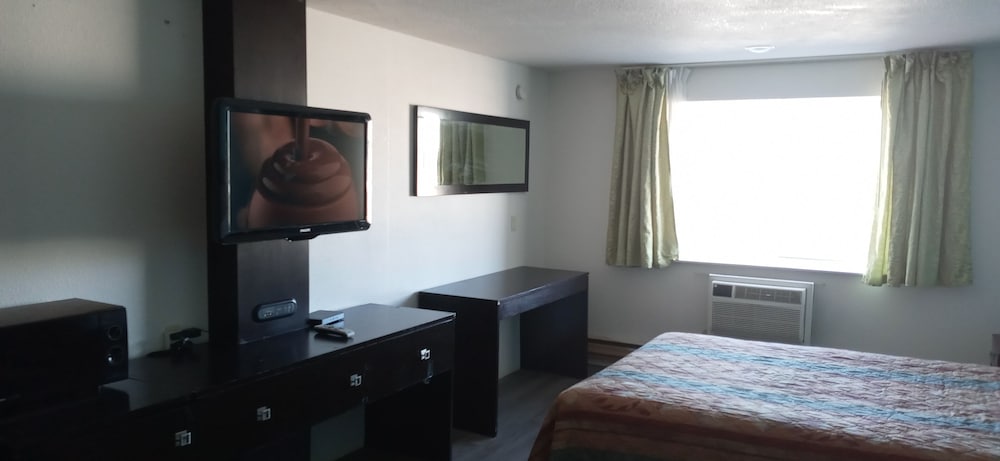 Nampa Inn & Suites 20/46