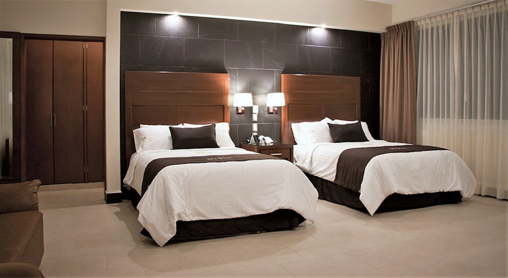 Hotel Ecce Inn 9/32