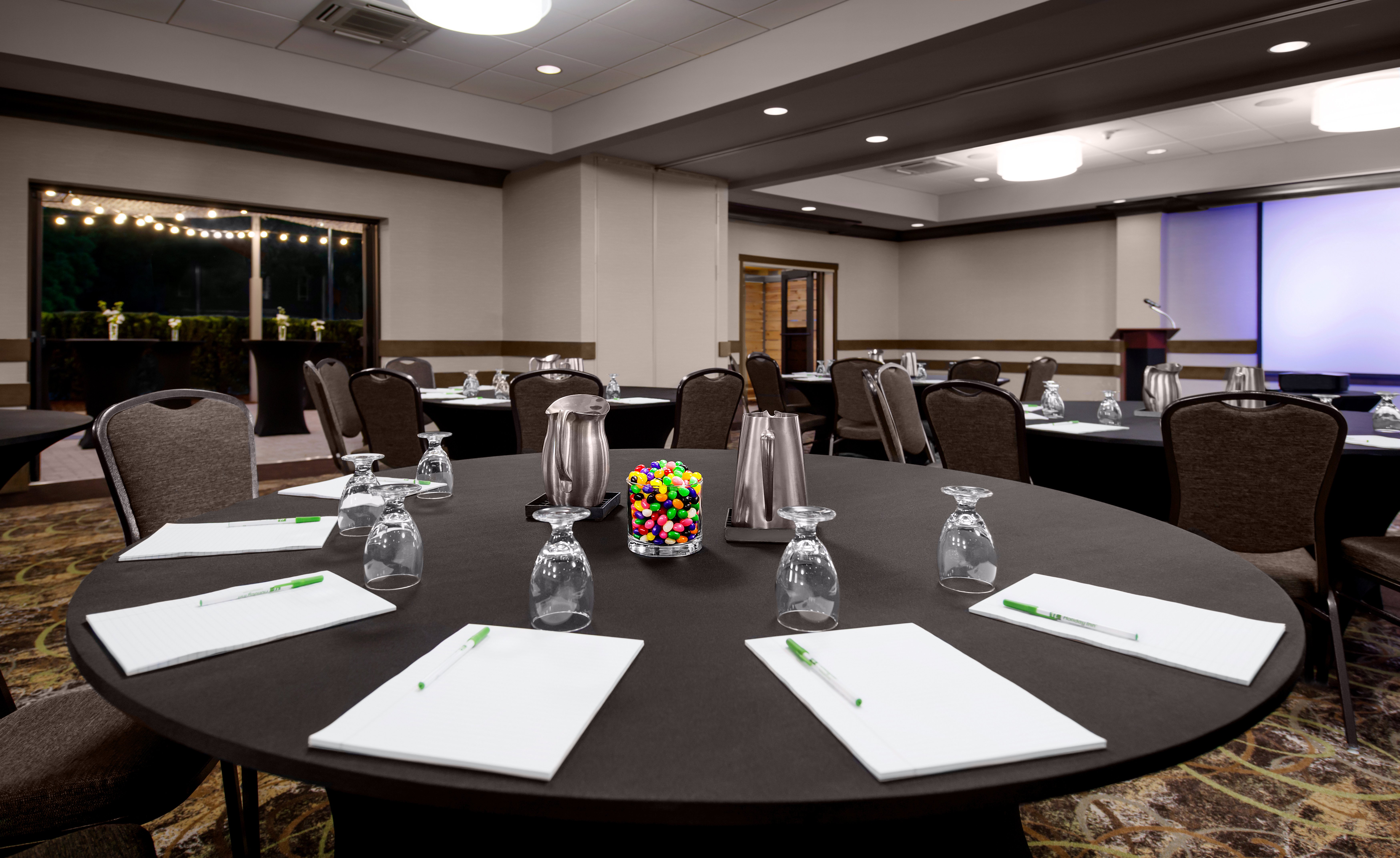 Holiday Inn Nashville-Vanderbilt (Dwtn) 69/82