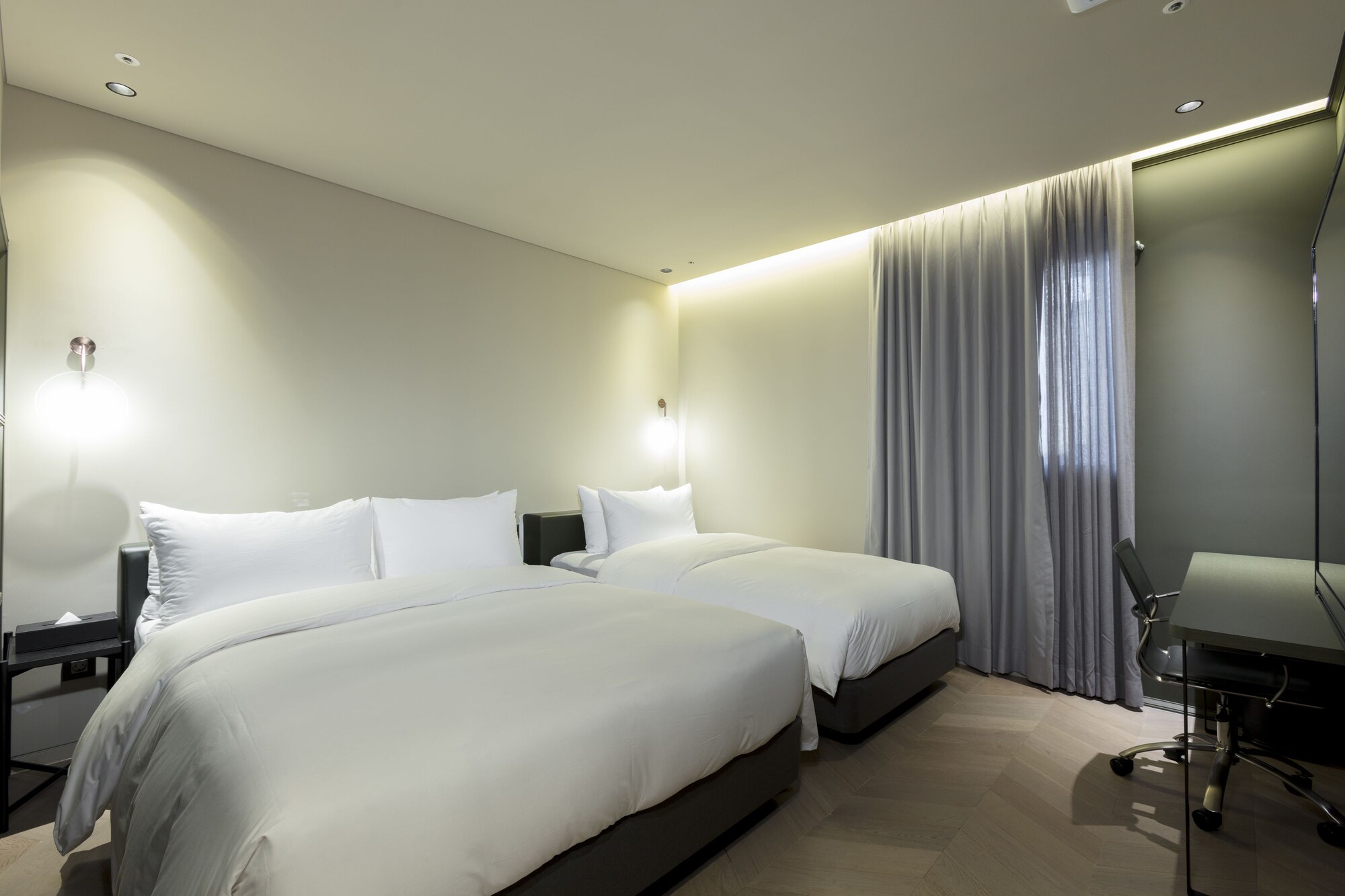 غرفة سوبيريور بسرير مزدوج وسرير فردي، Hotel Lemong 7/10