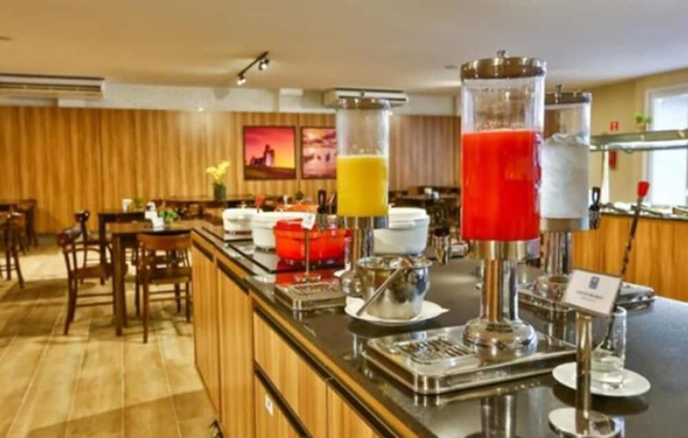 Arcus Hotel by Atlantica ex Comfort Hotel Aracaju 30/32