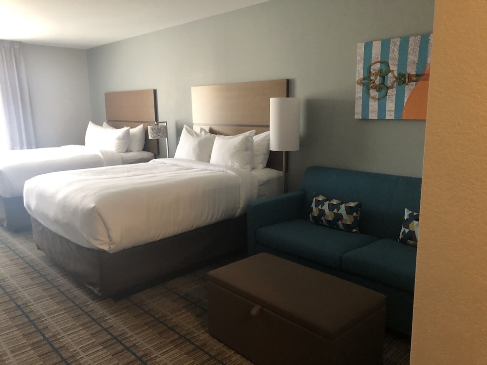 Efficiency, 2 Queen Beds