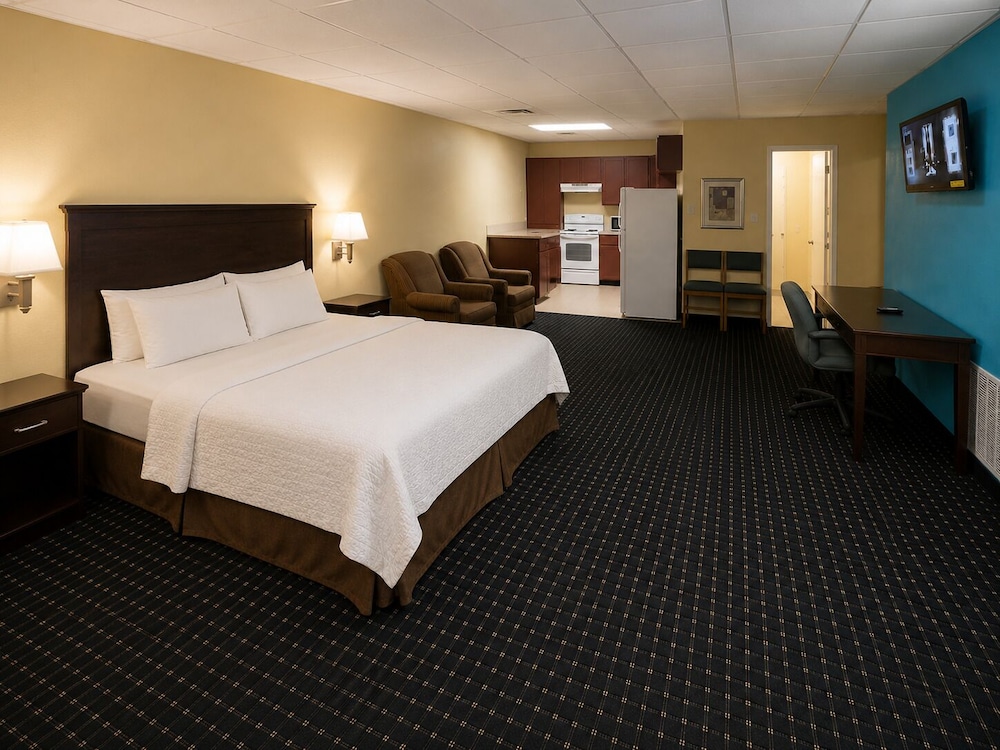 Extended Stay Snyder 15/51