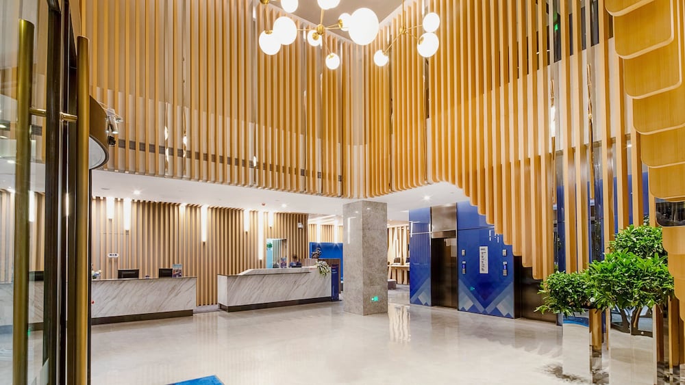 Holiday Inn Express Shanghai Hongqiao North 9/70