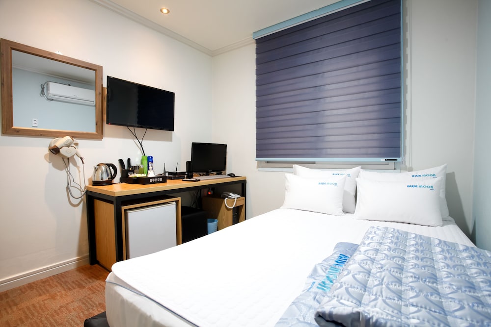 Gwangan Beach Blue Moon Motel 15/56