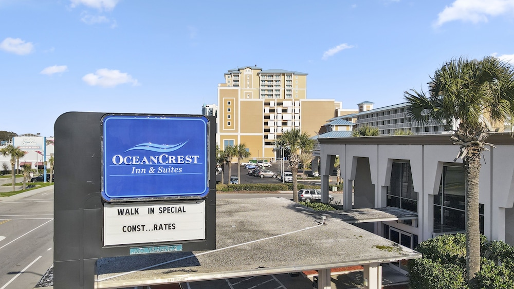 Ocean Crest Inn and Suites 25/51
