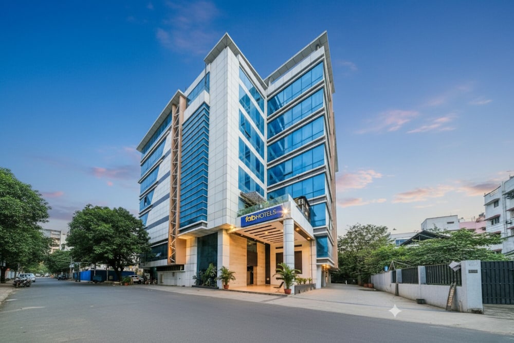 Fabhotel Aksa International Andheri East 28/32