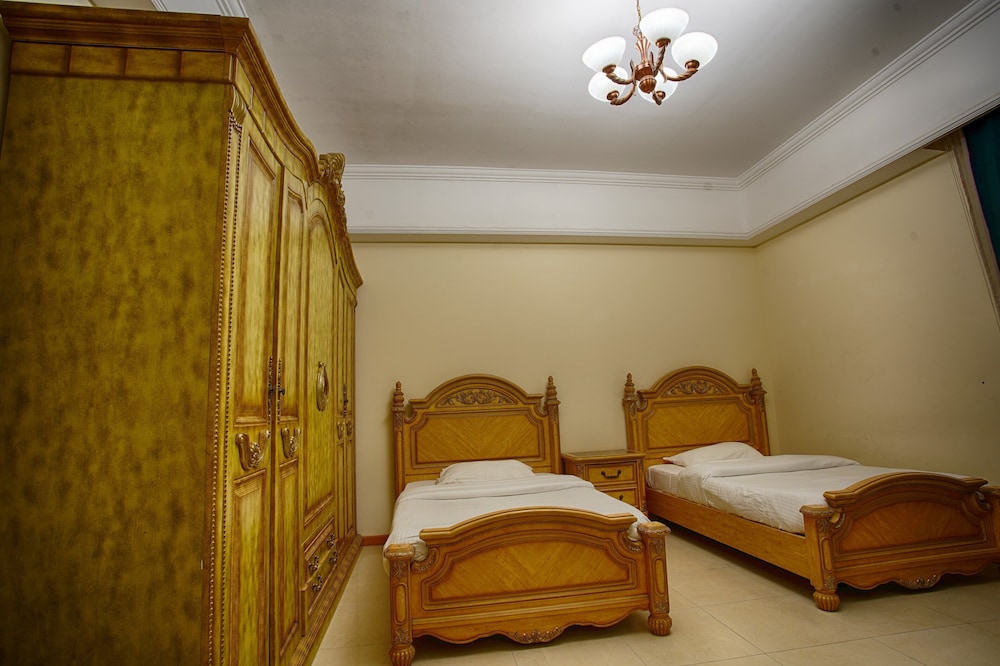 AL FARIS SUITE 2 12/50