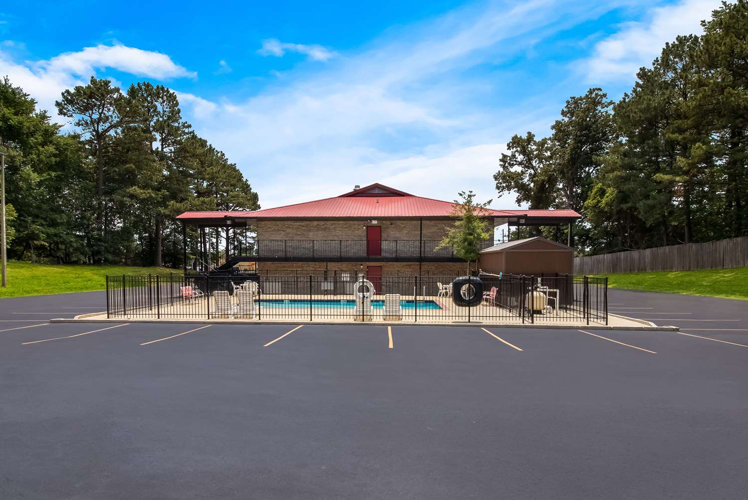 Econo Lodge Martin 15/29