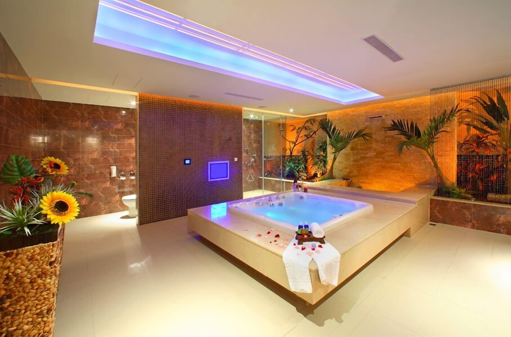 Amain Boutique Motel Tu Cheng 46/69