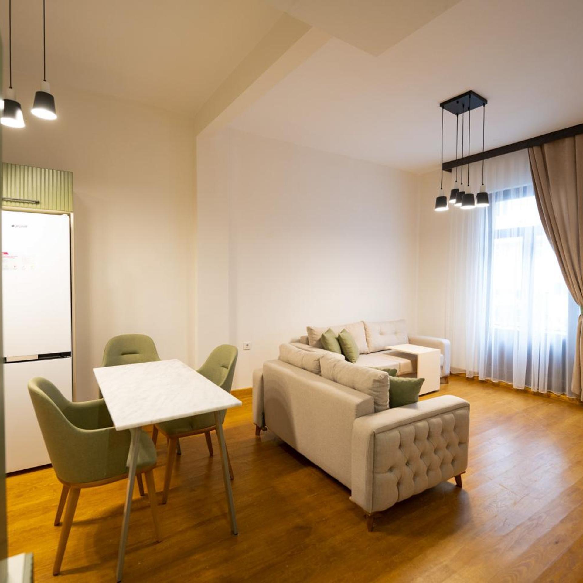 Monev Istanbul 29/48