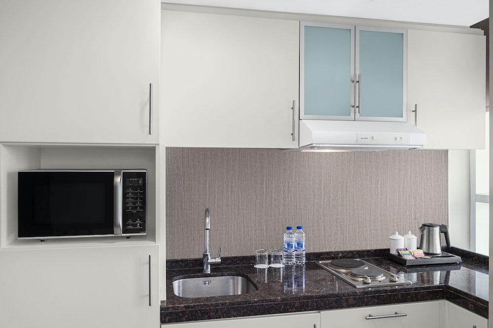 Leva Hotel Mazaya Centre 37/45