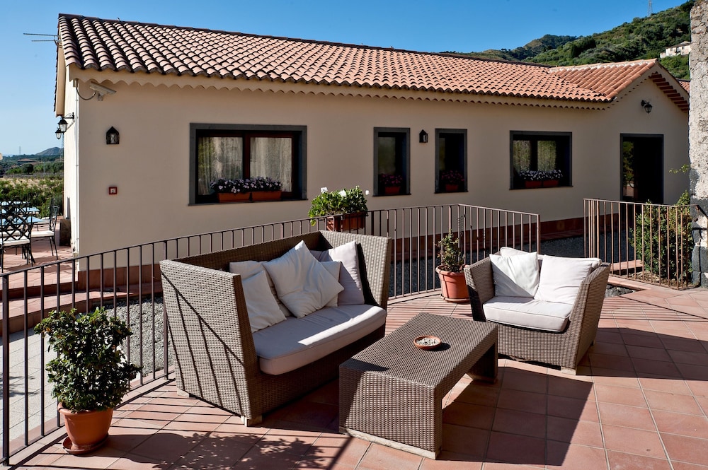 The Borgo Alcantara 34/70