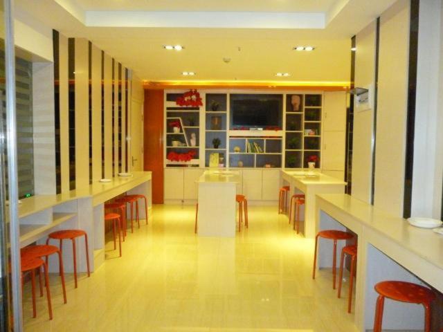 7 Days Premium(Kuizhou Avenue Fengjie) 13/18