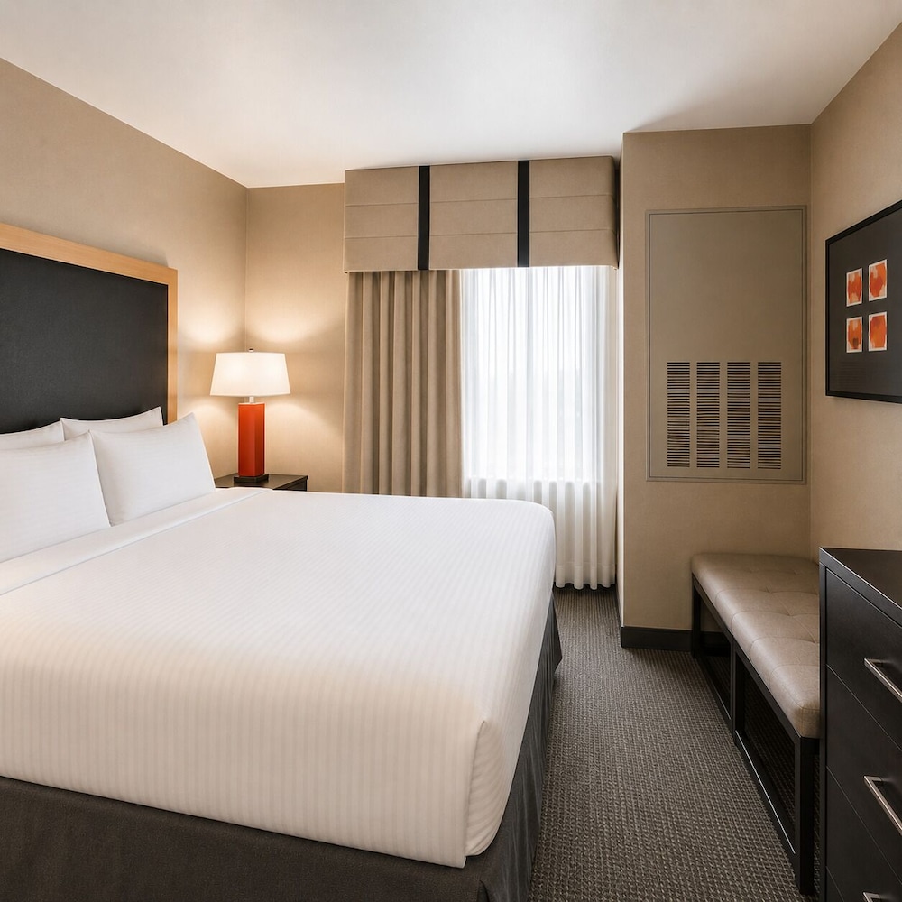 Upgrade, Suite, King Bed
