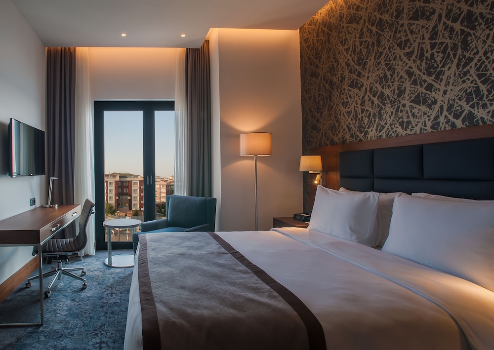 Holiday Inn ISTANBUL - TUZLA BAY 12/69