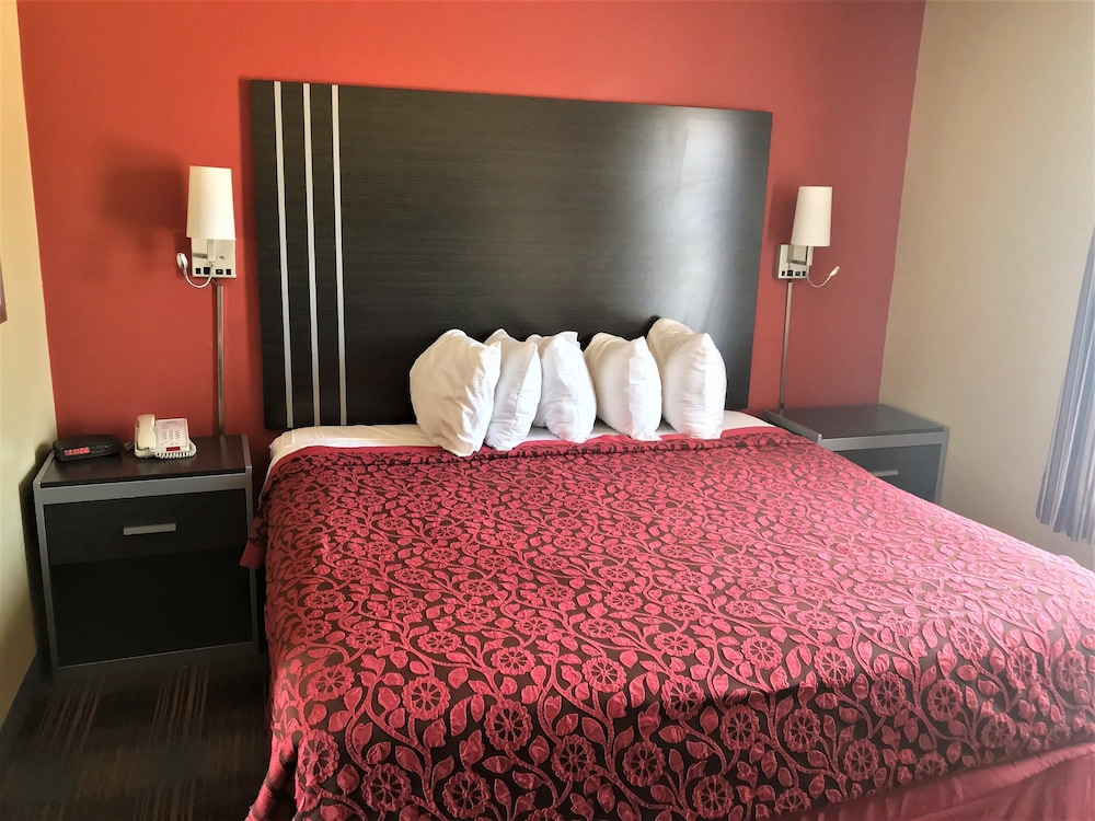Days Inn By Wyndham San Antonio Near Fiesta Park 8/36