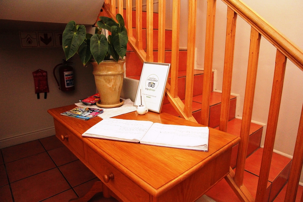 Casa Mia Guesthouse 2/36