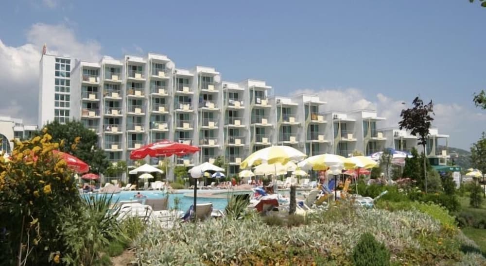 Laguna Garden 2/58