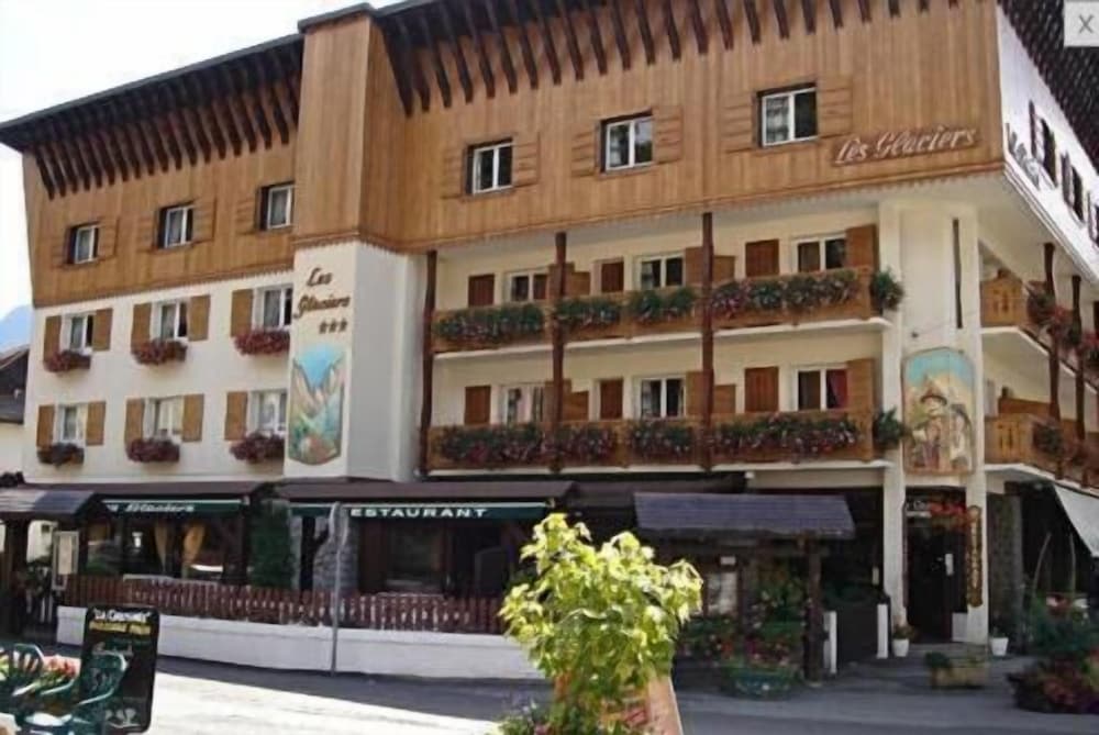 Hôtel Les Glaciers 11/64