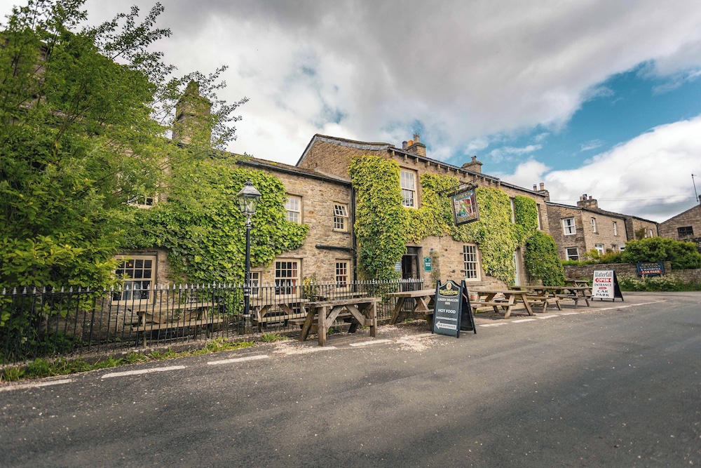 The Green Dragon Inn at Hardraw 37/50