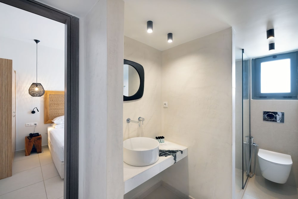 La Stella Suites 64/64