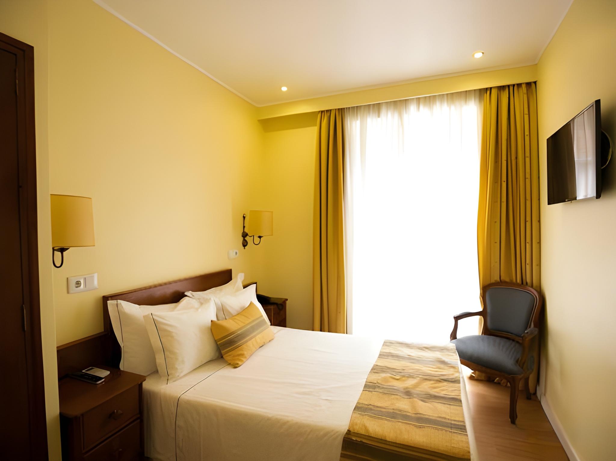 Room, Single