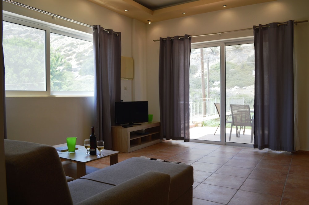 Matala Bay Apartments 38/64