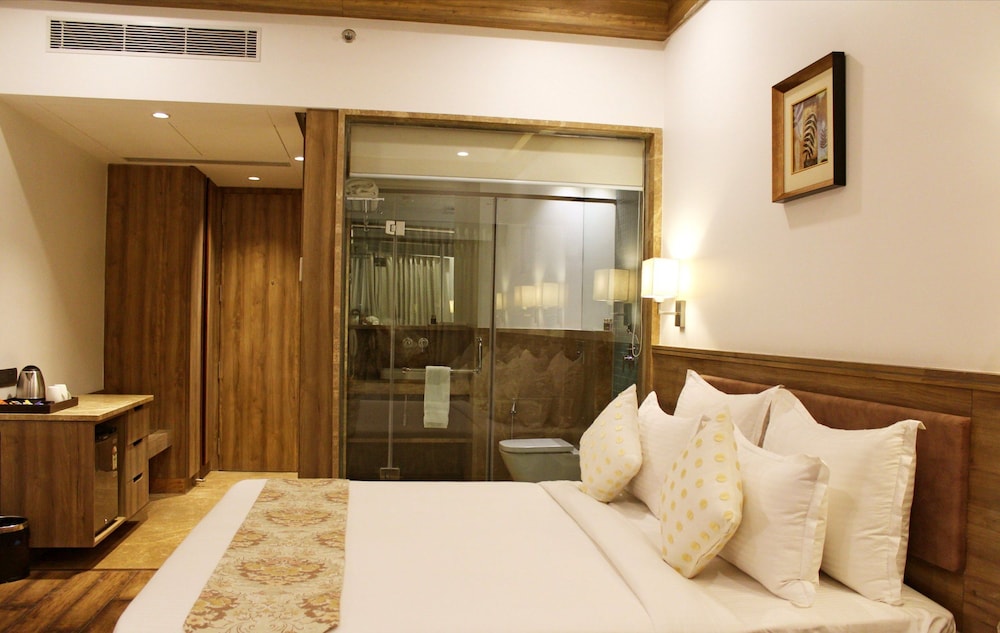 Blu Feather Hotel & Spa 40/69