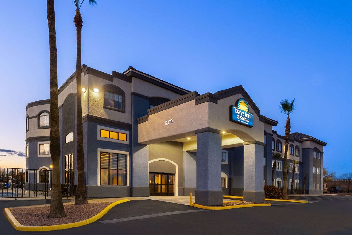 Days Inn & Suites by Wyndham Tucson/Marana 2/39