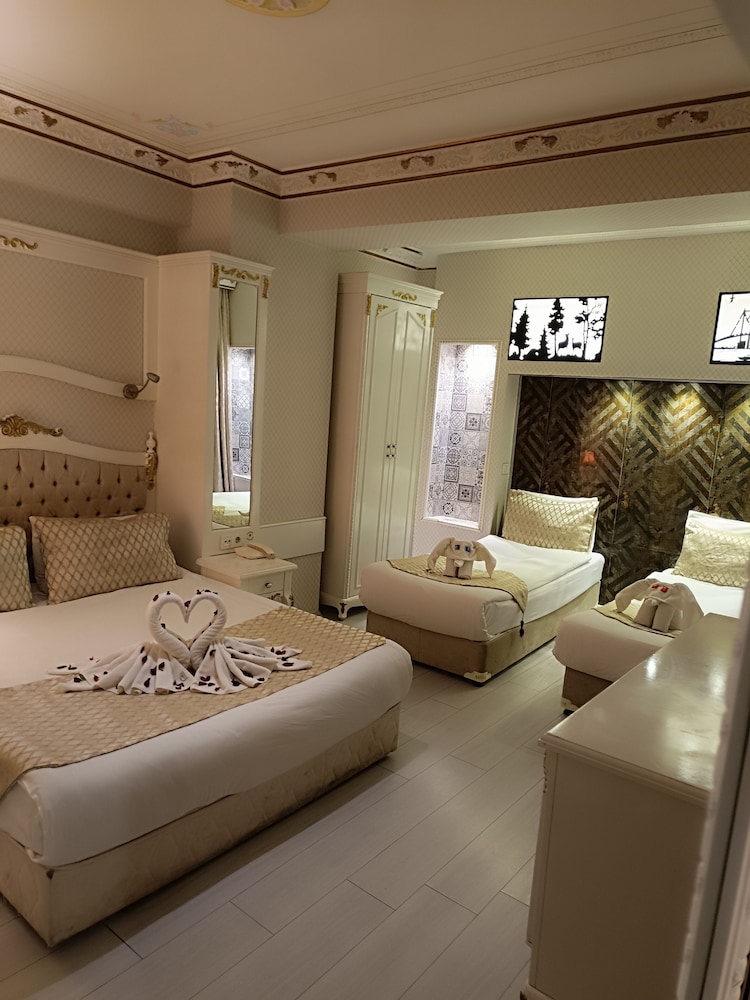 LEYENDA HOTEL 19/50