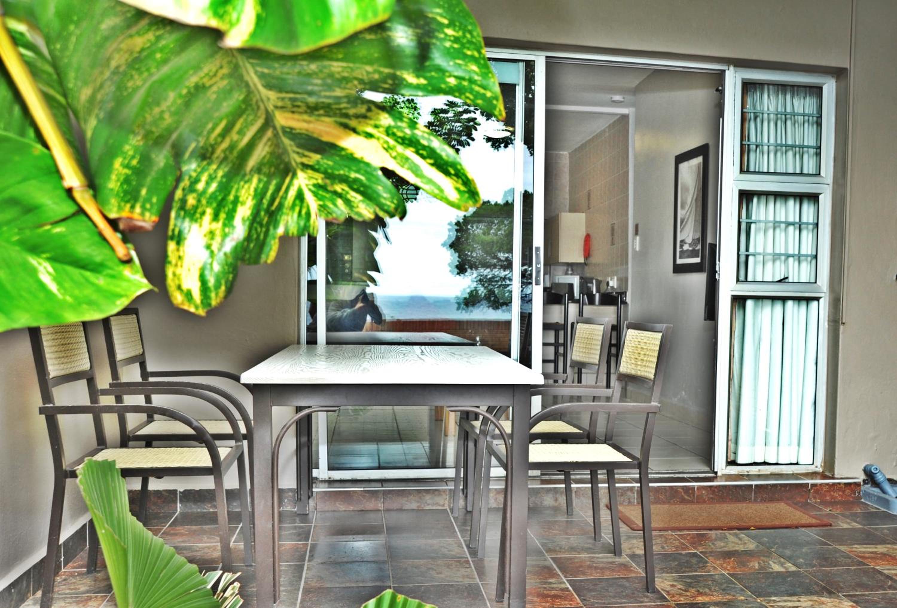 Sunrise Beach Resort 5/50