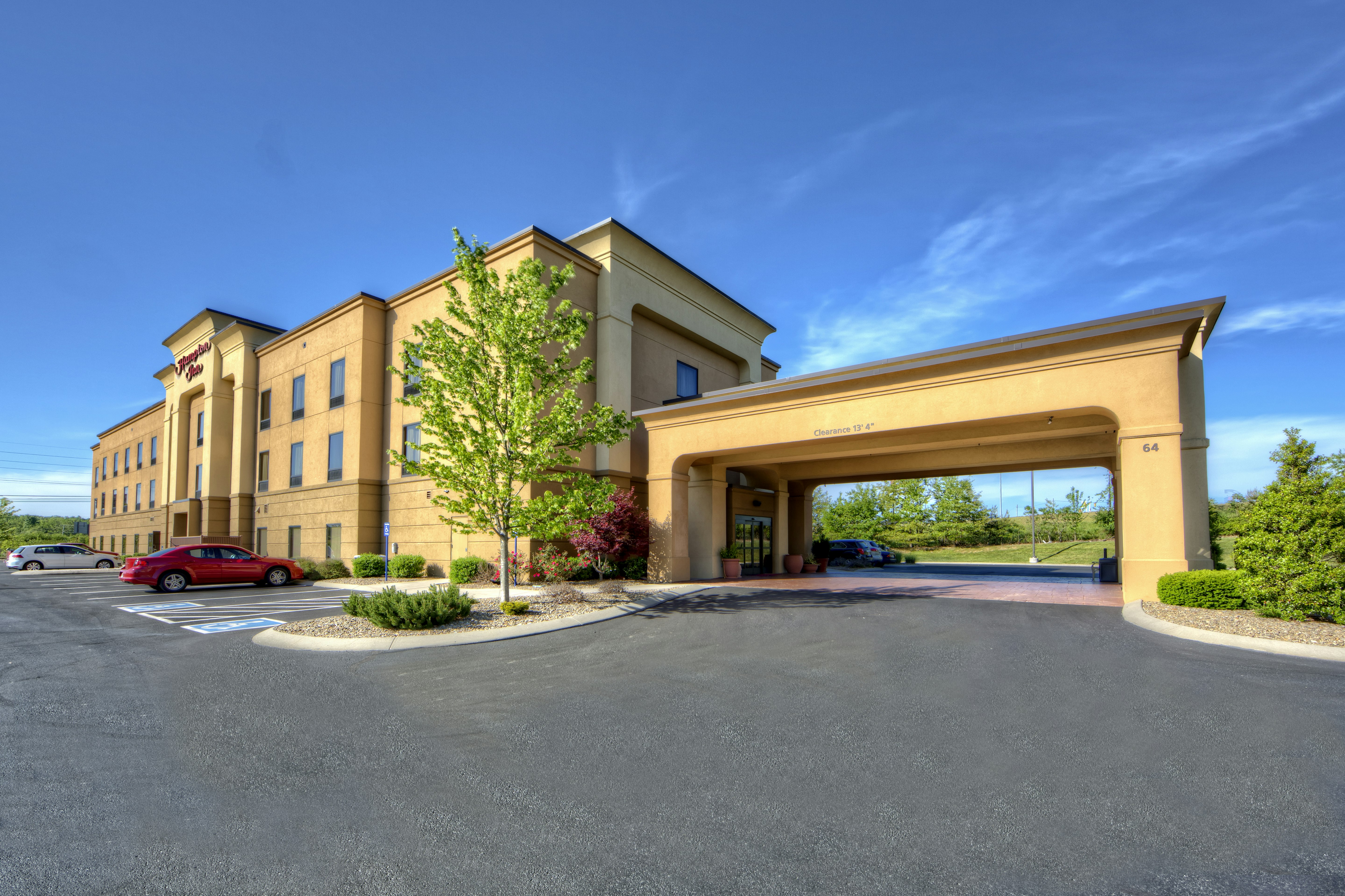 Hampton Inn Crossville 46/47