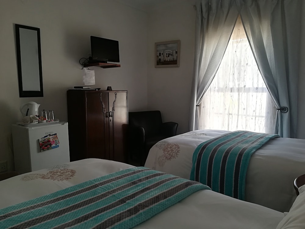 Blouberg Manor 16/50