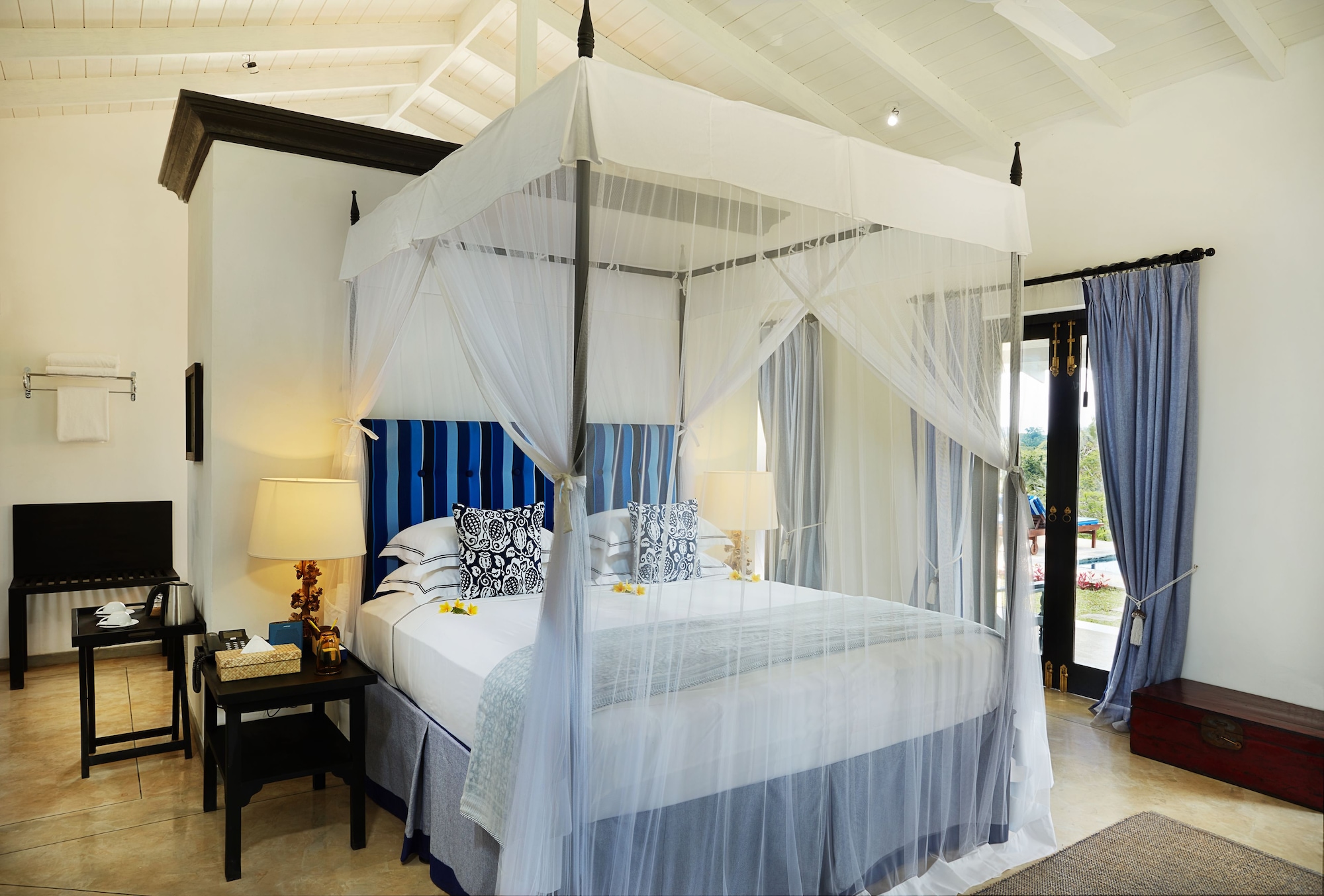 Pool, Hibiscus, Villa, King Bed