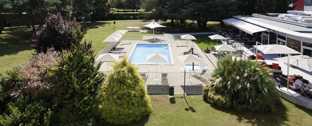 Novotel Pau Pyrenees 44/50