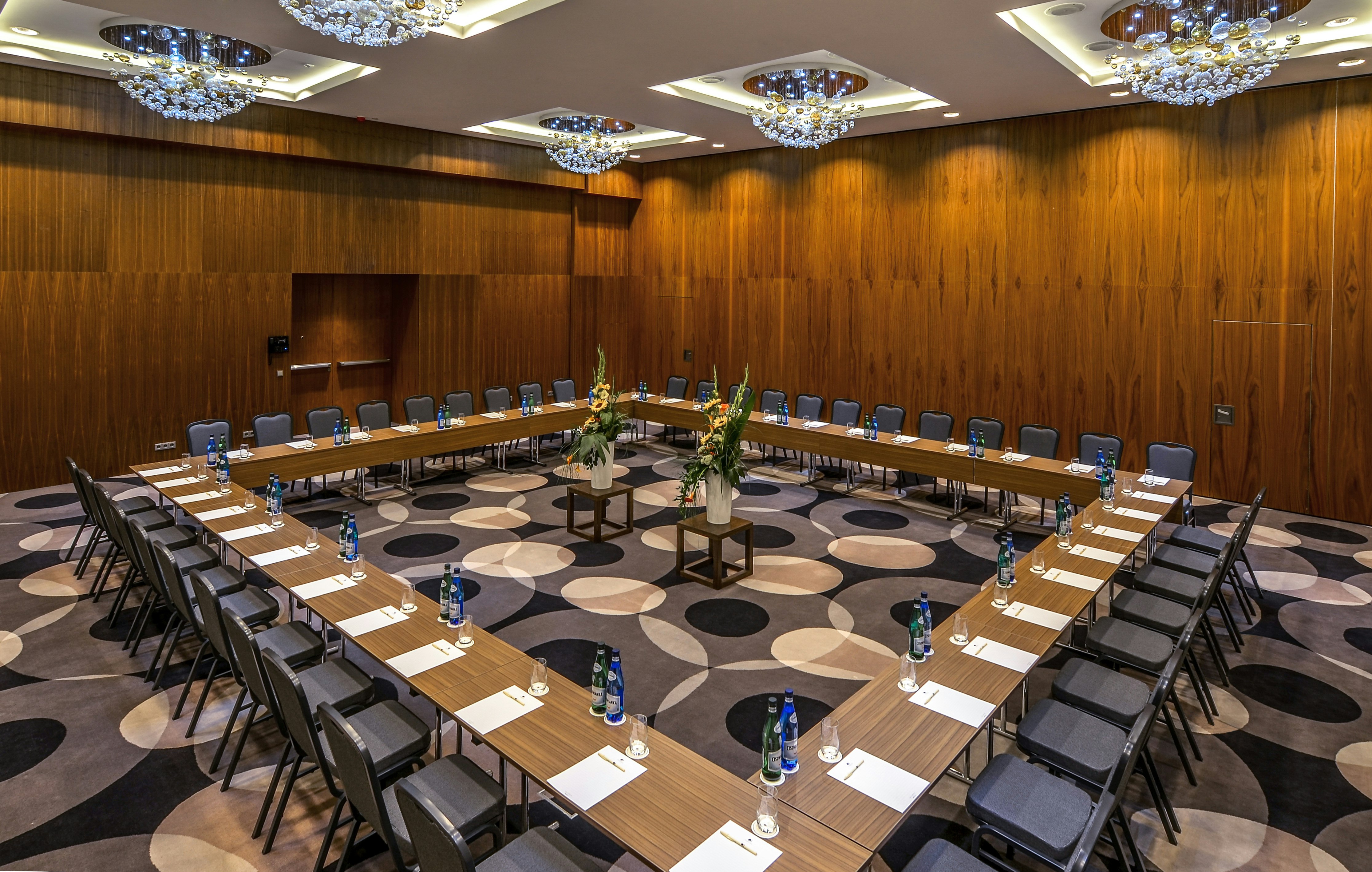 Doubletree By Hilton Hotel Lodz 21/27