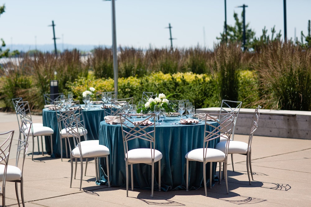 Hotel Indigo Seattle Everett Waterfront 44/61