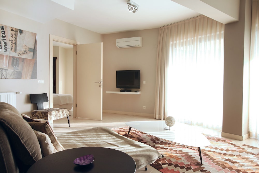 Med Inn Boutique Hotel 30/56