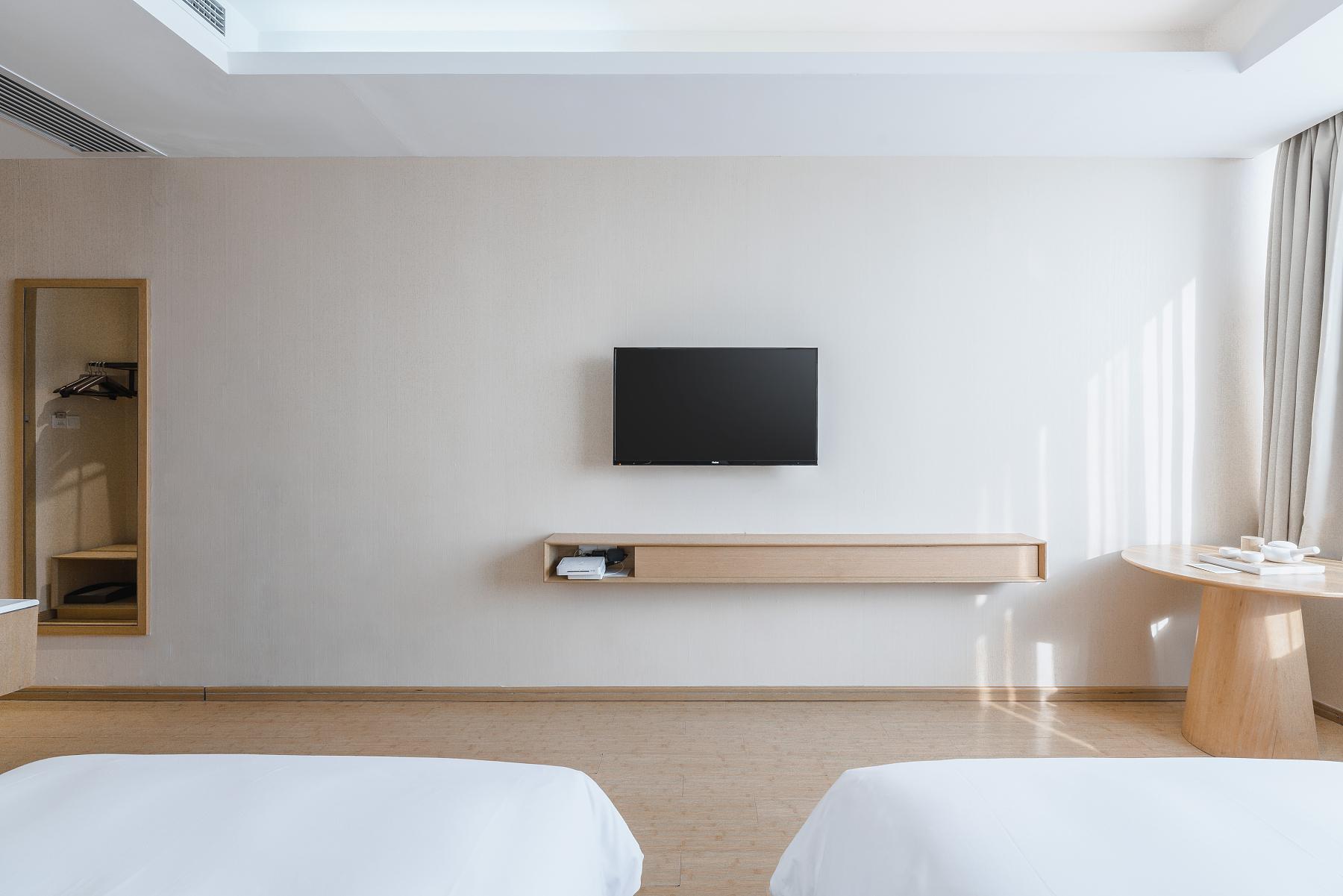 Ji Hotel (Shanghai Zhoupu Wanda Plaza) 24/41