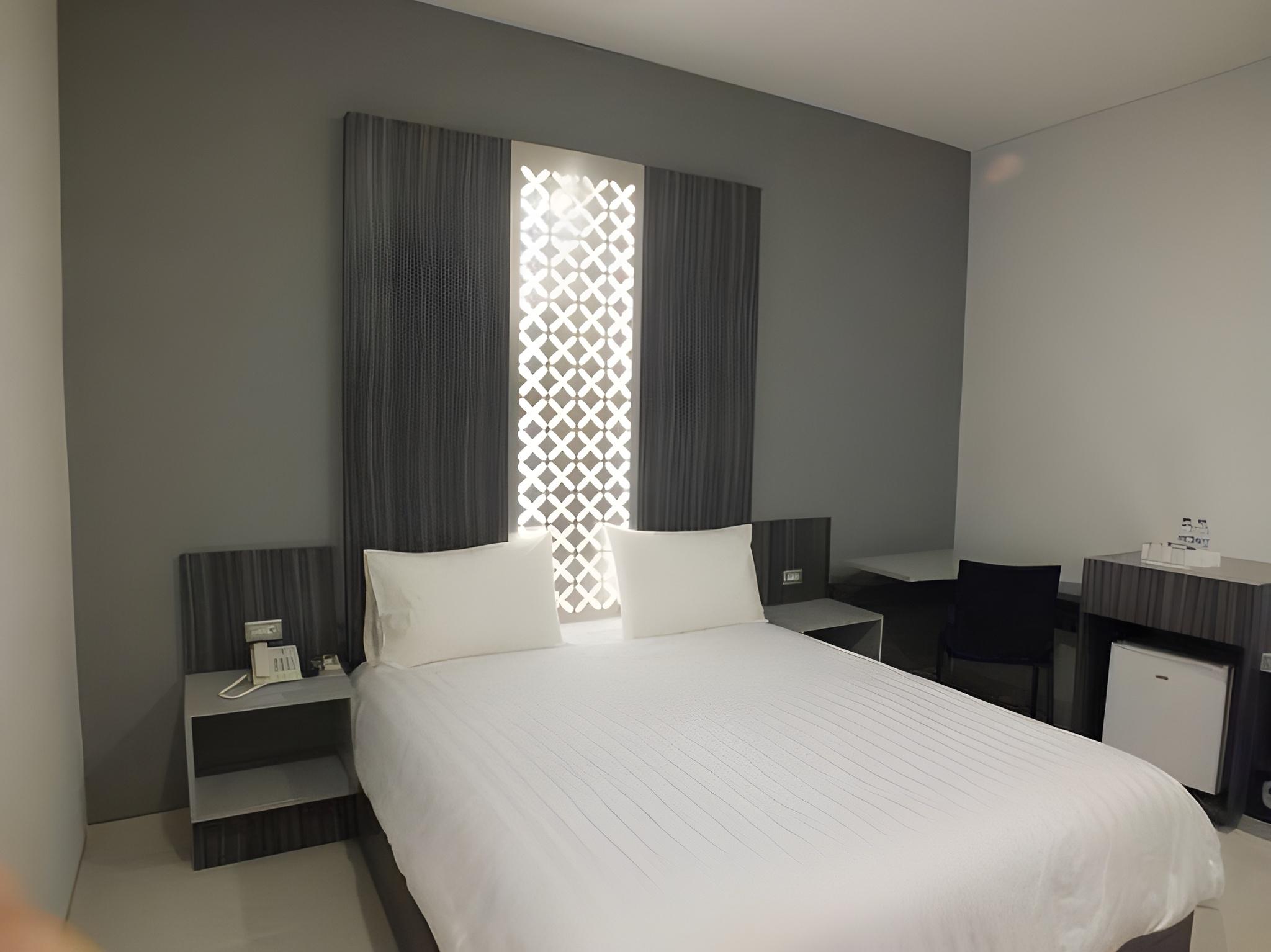 Studio Inn Suites 5/38