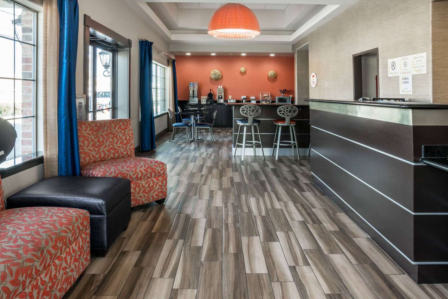 Super 8 by Wyndham San Antonio Near Fort Sam Houston 5/6