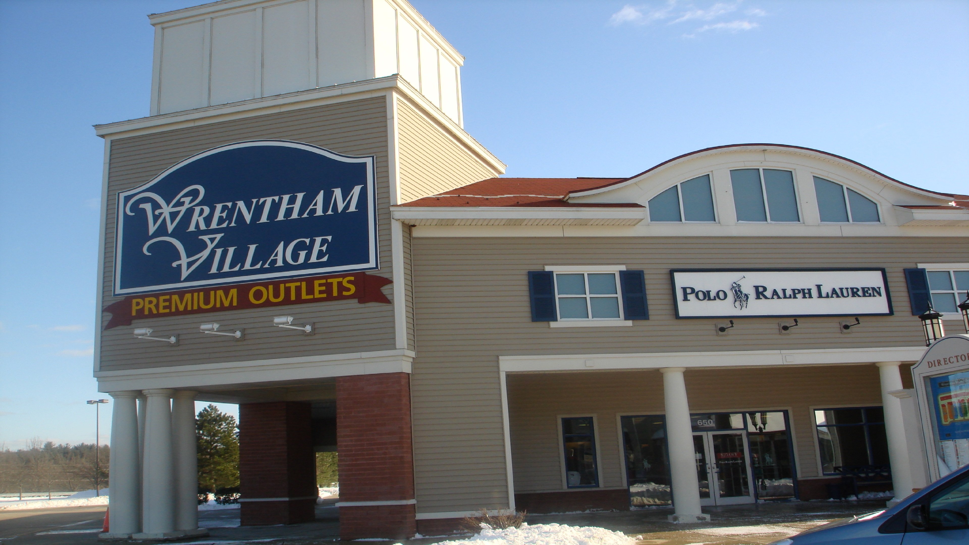 Holiday Inn Express Boston-Milford 1/32