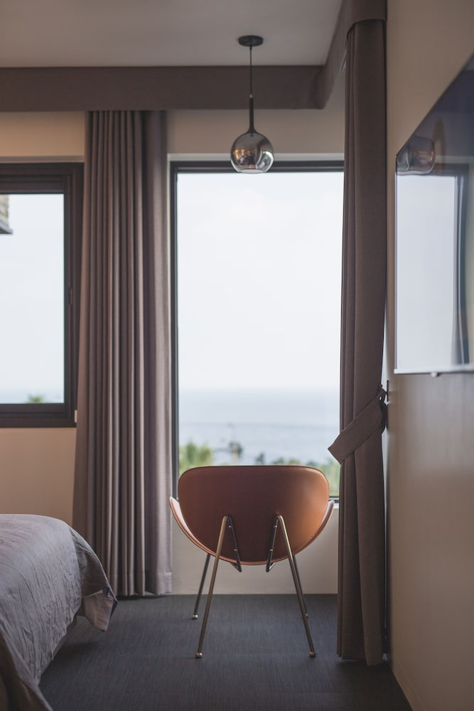 Jeju Bricks Hotel 58/64