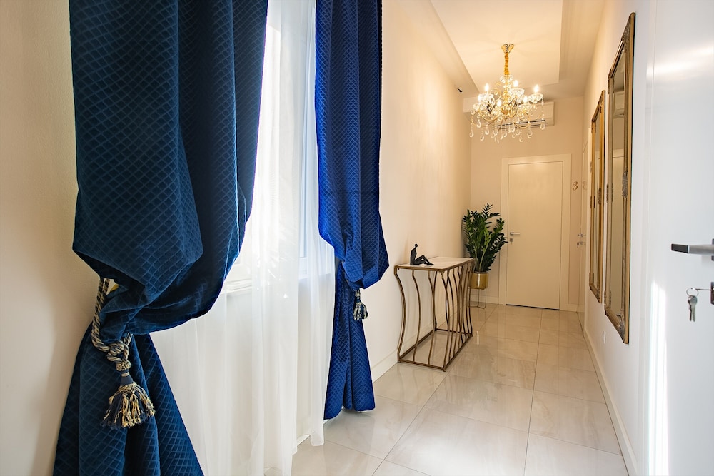 Split Best4stay Luxury Rooms 12/22
